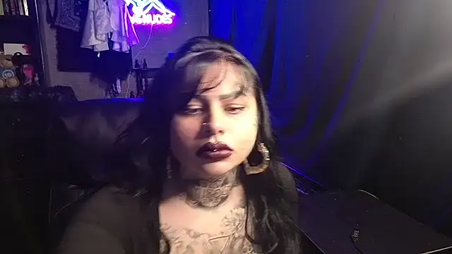 Snapshot of chicanachic13 chatting on 11, 3, 2026 chicanachic13 online show from 11, 3, 2026