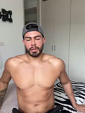 Snapshot of ZarekFox chatting on 22, 9, 2025 ZarekFox online show from 22, 9, 2025