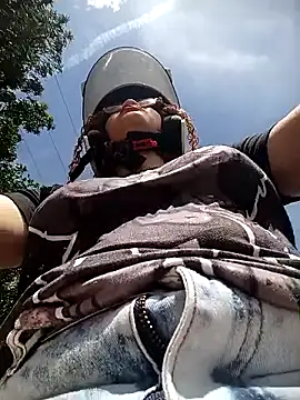 SirenRouge 69 online show from 26, 9, 2025