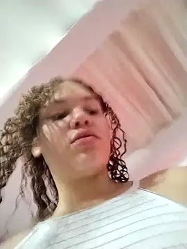 SirenRouge 69 online show from 13, 12, 2025