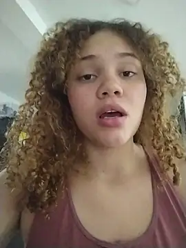 Snapshot of SirenRouge_69 chatting on 6, 3, 2026 SirenRouge 69 online show from 6, 3, 2026