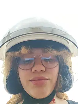 Snapshot of SirenRouge_69 chatting on 30, 3, 2026 SirenRouge 69 online show from 30, 3, 2026