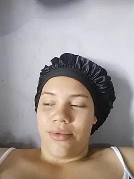 Snapshot of SirenRouge_69 chatting on 8, 4, 2026 SirenRouge 69 online show from 8, 4, 2026