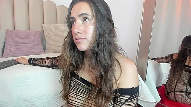 Snapshot of Valey_x chatting on 5, 3, 2026 Valey x online show from 5, 3, 2026