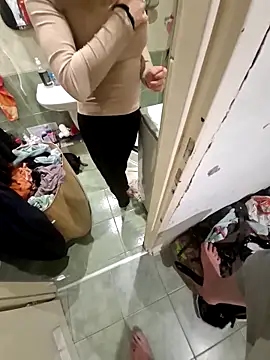 Snapshot of RimMasterAndYourJuice chatting on 9, 11, 2025 RimMasterAndYourJuice online show from 9, 11, 2025