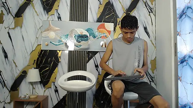 Snapshot of BEAUTY_BOYS1 chatting on 23, 2, 2026 BEAUTY BOYS1 online show from 23, 2, 2026