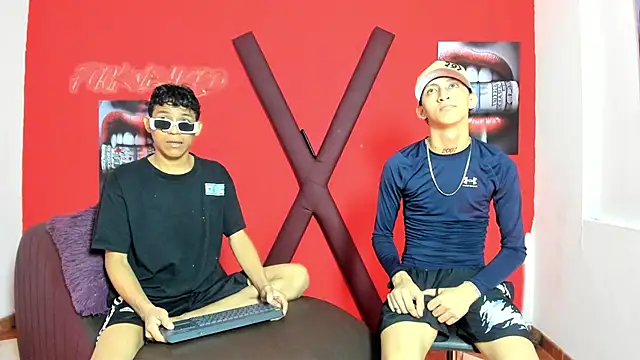 Snapshot of BEAUTY_BOYS1 chatting on 4, 3, 2026 BEAUTY BOYS1 online show from 4, 3, 2026