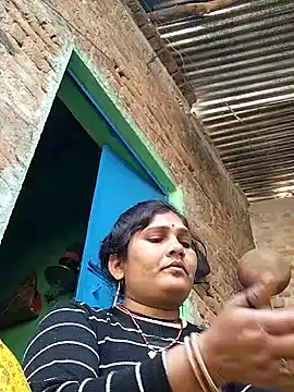 Snapshot of Rakhi_j chatting on 15, 11, 2025 Rakhi j online show from 15, 11, 2025