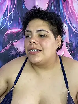 Snapshot of Hailey_Curvy chatting on 17, 5, 2026 Hailey Curvy online show from 17, 5, 2026