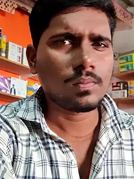 Snapshot of Markroco696 chatting on 18, 11, 2025 Markroco696 online show from 18, 11, 2025