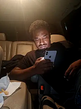 Snapshot of ReShawn24TM chatting on 29, 9, 2025 ReShawn24TM online show from 29, 9, 2025