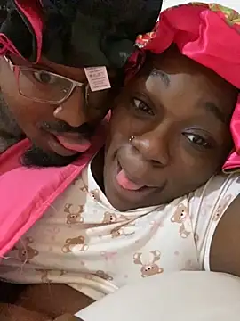 Snapshot of ReShawn24TM chatting on 19, 11, 2025 ReShawn24TM online show from 19, 11, 2025