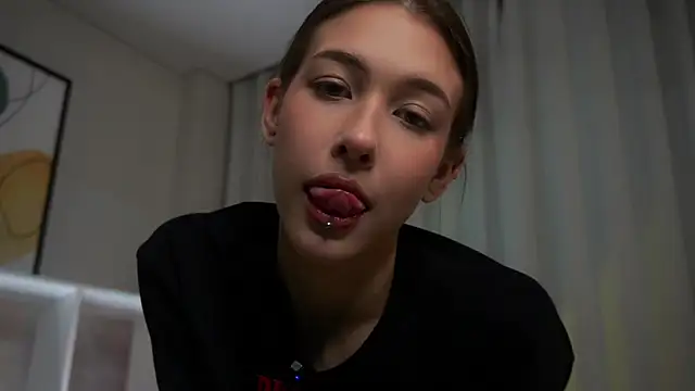 EviaRabasca online show from 28, 9, 2025