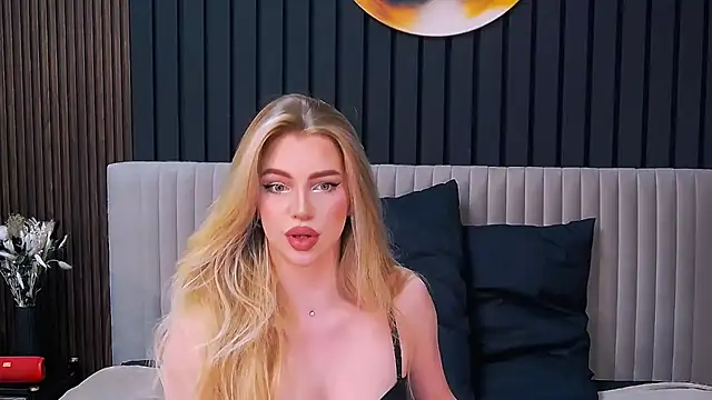 MilanaCeleste online show from 30, 11, 2025