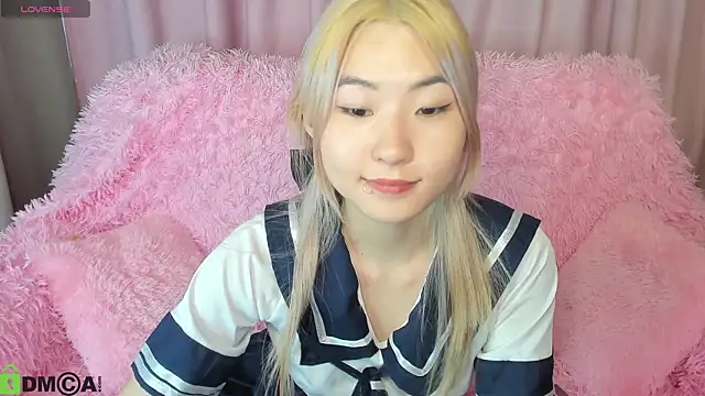 Snapshot of Aisi_18 chatting on 16, 9, 2025 Aisi 18 online show from 16, 9, 2025