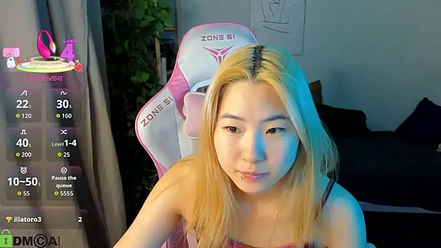 Snapshot of Aisi_18 chatting on 3, 10, 2025 Aisi 18 online show from 3, 10, 2025