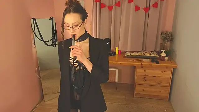 laracroftmansion online show from 19, 2, 2026