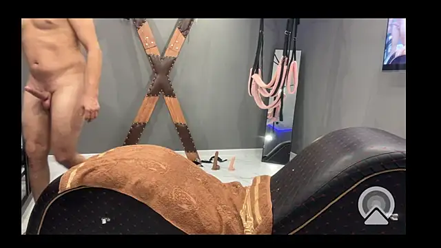 Snapshot of GaryAndJasmine chatting on 26, 10, 2025 GaryAndJasmine online show from 26, 10, 2025