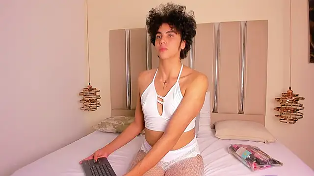 KheylerTomphson online show from 10, 9, 2025