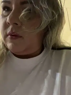 Lucy Milf 474 online show from 27, 11, 2025