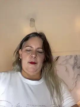 Lucy Milf 474 online show from 14, 2, 2026