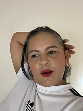 Lucy Milf 474 online show from 23, 5, 2026