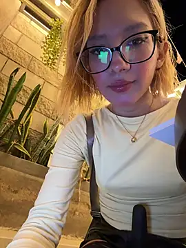 Snapshot of SweetBunnyGF chatting on 23, 6, 2026 SweetBunnyGF online show from 23, 6, 2026