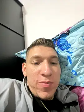 Snapshot of Noah_2902 chatting on 14, 9, 2025 Noah 2902 online show from 14, 9, 2025