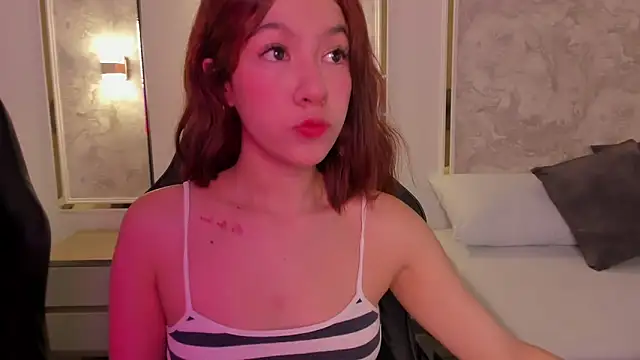 doll eyees  online show from 20, 9, 2025