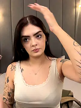 Snapshot of AliceRitter chatting on 25, 9, 2025 AliceRitter online show from 25, 9, 2025