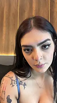 Snapshot of AliceRitter chatting on 12, 10, 2025 AliceRitter online show from 12, 10, 2025