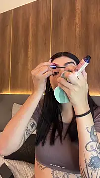 Snapshot of AliceRitter chatting on 27, 10, 2025 AliceRitter online show from 27, 10, 2025