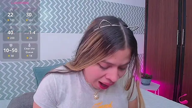 CataleyaWilson369 online show from 4, 10, 2025