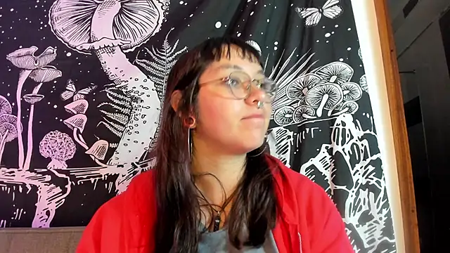 Violetaa Leee online show from 8, 10, 2025