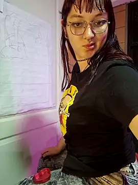 Violetaa Leee online show from 31, 10, 2025