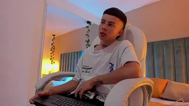 Nascary Fox online show from 10, 9, 2025