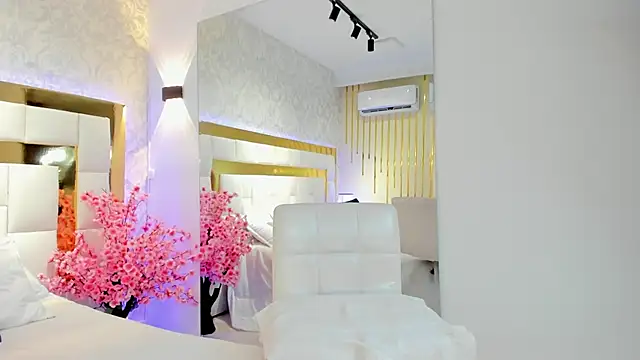 MadisonTylor online show from 13, 9, 2025