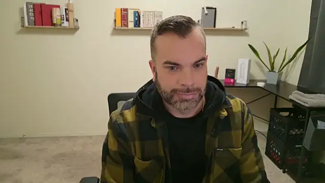 Snapshot of Ty_lerDavid chatting on 21, 10, 2025 Ty lerDavid online show from 21, 10, 2025