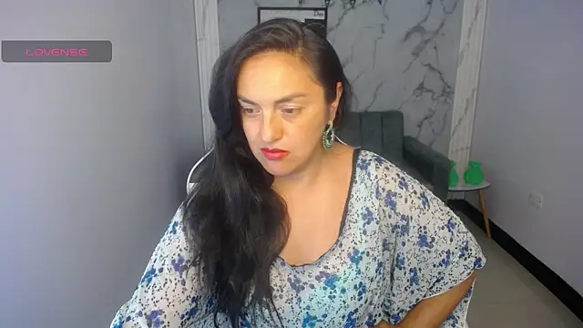 Snapshot of tamara_ch1 chatting on 24, 10, 2025 tamara ch1 online show from 24, 10, 2025