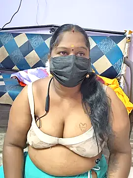 Snapshot of bakyasree143 chatting on 6, 10, 2025 bakyasree143 online show from 6, 10, 2025