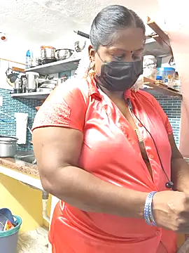 Snapshot of bakyasree143 chatting on 7, 10, 2025 bakyasree143 online show from 7, 10, 2025