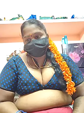 Snapshot of bakyasree143 chatting on 9, 10, 2025 bakyasree143 online show from 9, 10, 2025