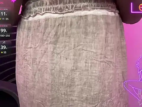 Snapshot of Aashi_5 chatting on 23, 10, 2025 Aashi 5 online show from 23, 10, 2025