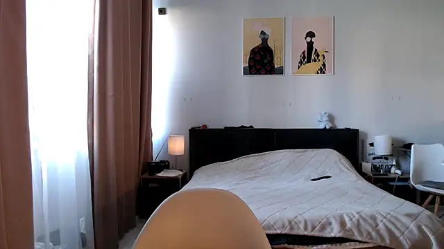 Snapshot of VivianCoke chatting on 4, 3, 2026 VivianCoke online show from 4, 3, 2026