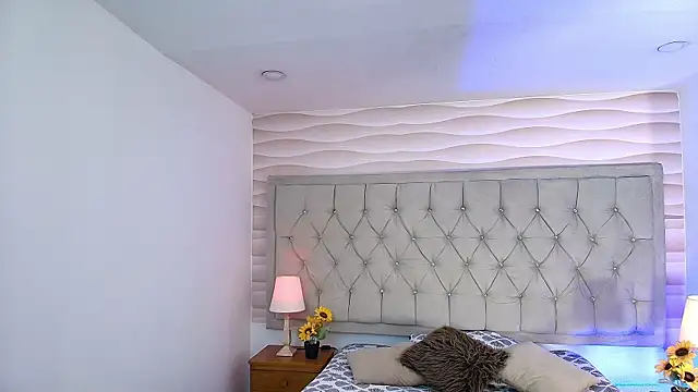 Stormi Rose online show from 23, 10, 2025