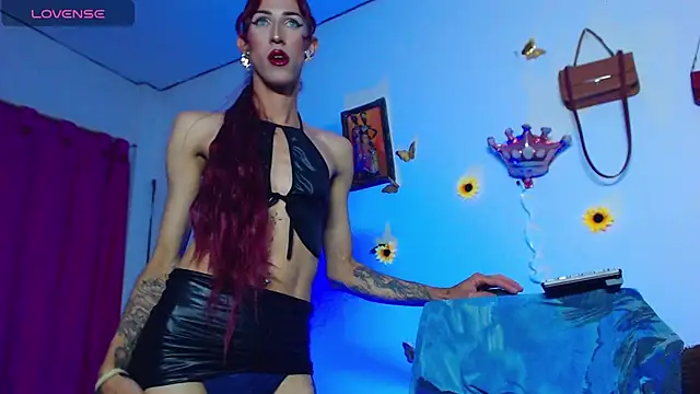 Snapshot of Cris_Sexxx chatting on 9, 10, 2025 Cris Sexxx online show from 9, 10, 2025