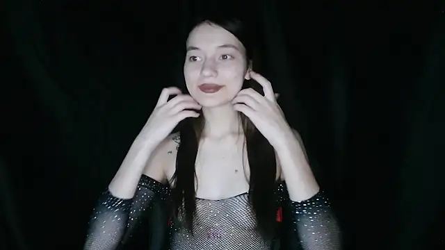 Snapshot of Liza-Kitty chatting on 17, 9, 2025 Liza-Kitty online show from 17, 9, 2025