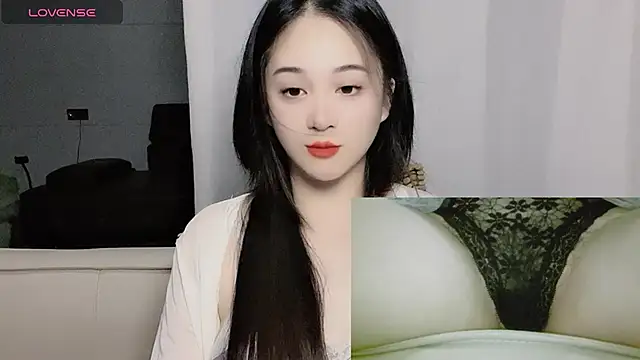 Snapshot of woaiqinqin chatting on 18, 10, 2025 woaiqinqin online show from 18, 10, 2025