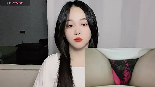 Snapshot of woaiqinqin chatting on 21, 10, 2025 woaiqinqin online show from 21, 10, 2025