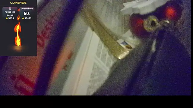 Snapshot of lovetoalwayscum chatting on 30, 9, 2025 lovetoalwayscum online show from 30, 9, 2025